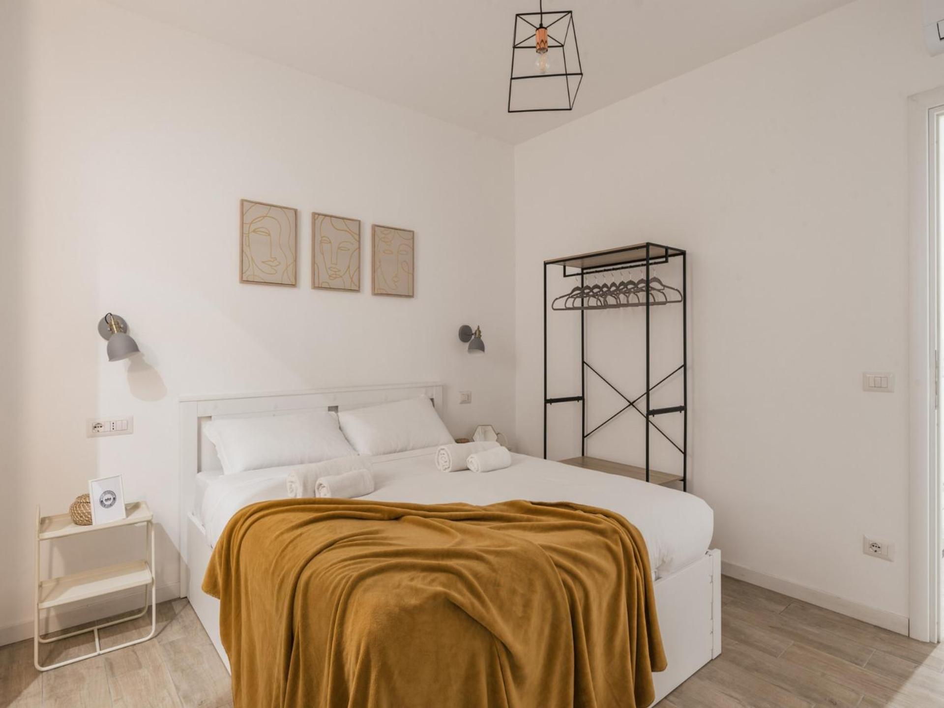 The Rent - Three-room Near The Colosseum * Roma